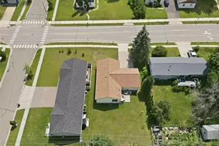 1012 Bartlett Ave, Altoona, WI 54720 - Photo 12