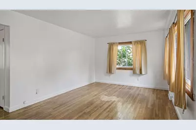 920 Cedar Street, Eau Claire, WI 54703 - Photo 4
