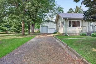 425 S 4th St, Barron, WI 54812 - Photo 4