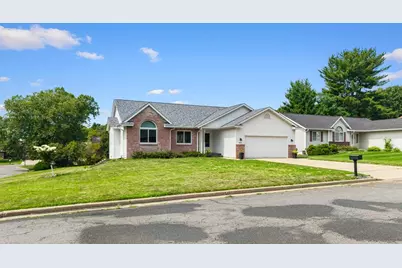 4414 Crest Court, Eau Claire, WI 54701 - Photo 34