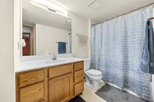 4414 Crest Ct, Eau Claire, WI 54701 - Photo 26