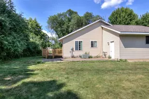 2728 Pine View Rd, Eau Claire, WI 54703 - Photo 36