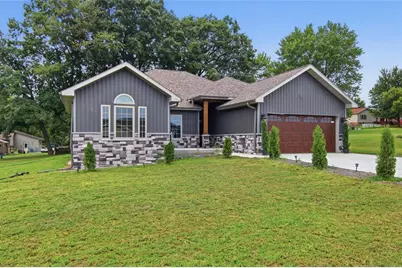 1020 Spruce Street, Black River Falls, WI 54615 - Photo 2