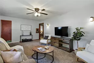 638 Selma St, Eau Claire, WI 54703 - Photo 4