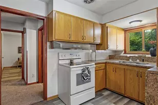 638 Selma St, Eau Claire, WI 54703 - Photo 8