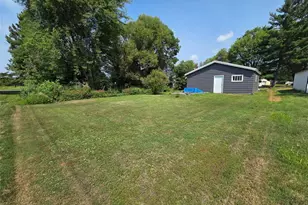 405 2nd St, Withee, WI 54498 - Photo 4