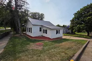 702 W Prospect St, Durand, WI 54736 - Photo 6