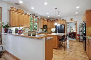 3316 David Dr, Eau Claire, WI 54701 - Photo 4