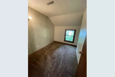 716 Niagara Street, Eau Claire, WI 54703 - Photo 2