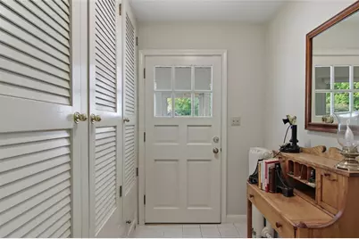 204 Gilbert Avenue, Eau Claire, WI 54701 - Photo 2