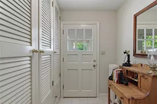 204 Gilbert Ave, Eau Claire, WI 54701 - Photo 2