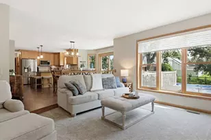 4545 Palmer Ln, Eau Claire, WI 54701 - Photo 10