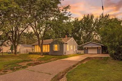 2404 Willis Avenue, Eau Claire, WI 54703 - Photo 2