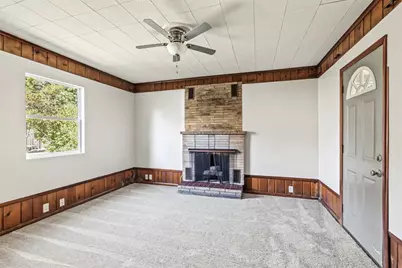 2404 Willis Avenue, Eau Claire, WI 54703 - Photo 18