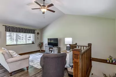 1868 Willow Creek Parkway, Chippewa Falls, WI 54729 - Photo 2