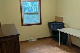 1706 Peterson Ave, Eau Claire, WI 54703 - Photo 8