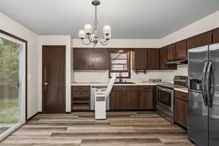3145 Comet Ave, Eau Claire, WI 54703 - Photo 12