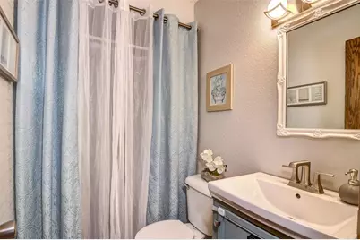 1439 Cummings Avenue, Eau Claire, WI 54701 - Photo 16