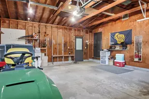 1819 Grandview Dr, Eau Claire, WI 54703 - Photo 36