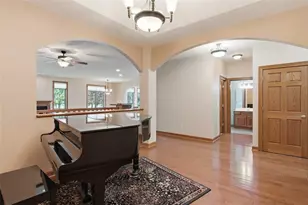 2912 Putnam Gln Pl, Eau Claire, WI 54701 - Photo 12
