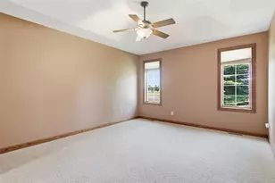 2912 Putnam Gln Pl, Eau Claire, WI 54701 - Photo 14