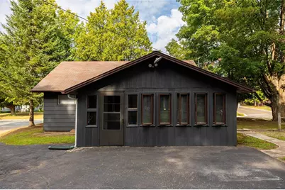 415 E 6th Street, Ladysmith, WI 54848 - Photo 2