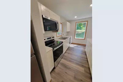 3315 Darryl Lane, Eau Claire, WI 54703 - Photo 10