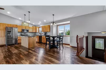 519 Haglin Avenue, Cameron, WI 54822 - Photo 8