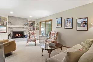 3354 Westhaven Ct, Eau Claire, WI 54701 - Photo 4