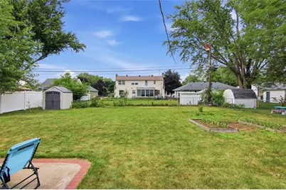 230 W Grant Avenue, Eau Claire, WI 54701 - Photo 32