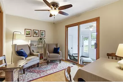 230 W Grant Avenue, Eau Claire, WI 54701 - Photo 2