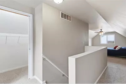 230 W Grant Avenue, Eau Claire, WI 54701 - Photo 14