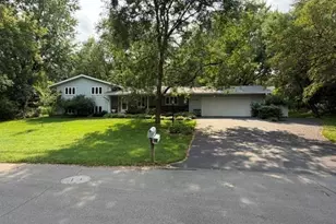 2008 Noble Ct, Eau Claire, WI 54703 - Photo 1