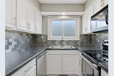 2731 Morningside Drive #A, Eau Claire, WI 54703 - Photo 8