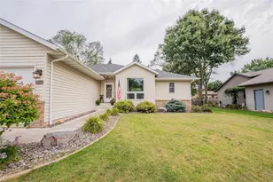 1704 Sierra Dr, Eau Claire, WI 54701 - Photo 46