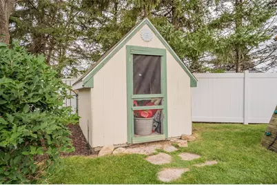 1704 Sierra Drive, Eau Claire, WI 54701 - Photo 52