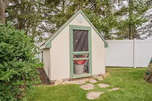 1704 Sierra Dr, Eau Claire, WI 54701 - Photo 52