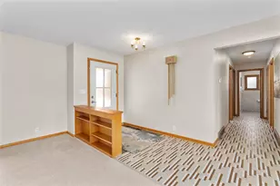 703 E Grant Ave, Eau Claire, WI 54701 - Photo 18