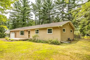 150 Scott St, Black River Falls, WI 54615 - Photo 2