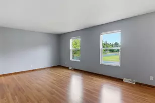 2124 Edgewood Ln, Eau Claire, WI 54703 - Photo 30