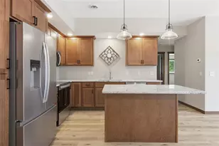 1323 Carpenter Ave, Eau Claire, WI 54703 - Photo 16