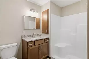 1323 Carpenter Ave, Eau Claire, WI 54703 - Photo 30