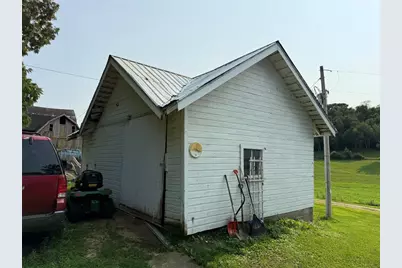 W15875 Schroeder Road, Whitehall, WI 54773 - Photo 6