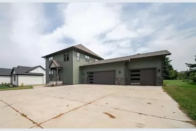 744 S State Street, Fall Creek, WI 54742 - Photo 2