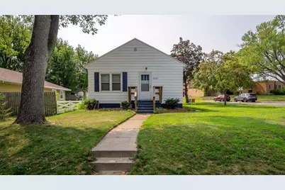 2234 11th Street #1-8, Eau Claire, WI 54703 - Photo 2