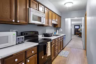 2234 11th St, Eau Claire, WI 54703 - Photo 6