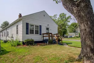 2234 11th St, Eau Claire, WI 54703 - Photo 18