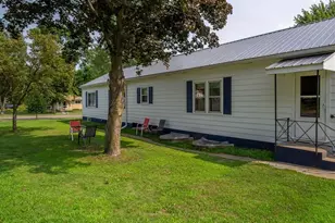 2234 11th St, Eau Claire, WI 54703 - Photo 22