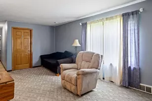 2234 11th St, Eau Claire, WI 54703 - Photo 10