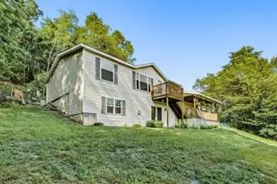 1318 S Gooder Ave, Eau Claire, WI 54703 - Photo 2